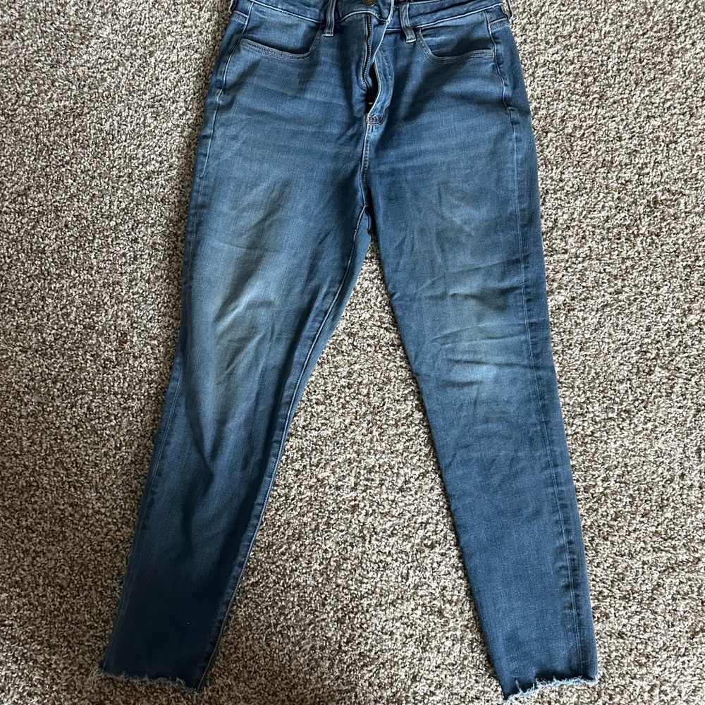 American Eagle High Waisted Jeans